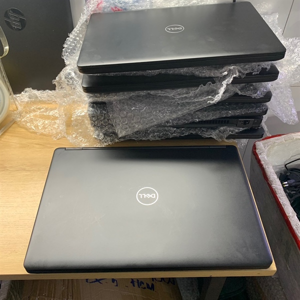 Dell latitude 5490 Core i5 th7 ram8g ssd 256gb, màn hình 14”.