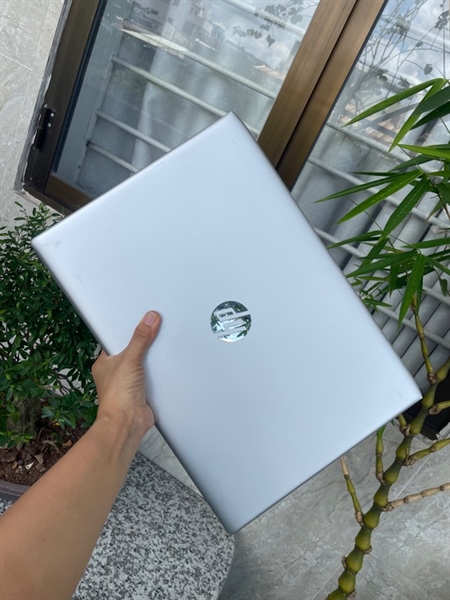 HP 450G5 CORE I5 -7200 RAM 8g SSD 255 MÀN 15.6