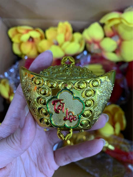 Thỏi vàng to 8cm trang trí