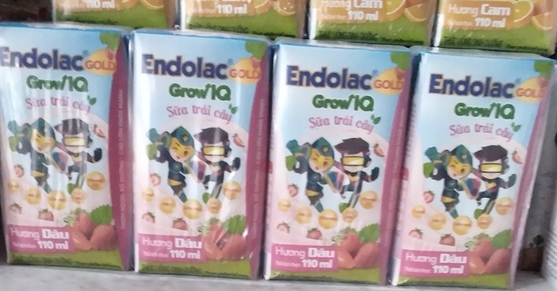 SỮA TRÁI CÂY ENDOLAC TRÁI CÂY DÂU 110ML