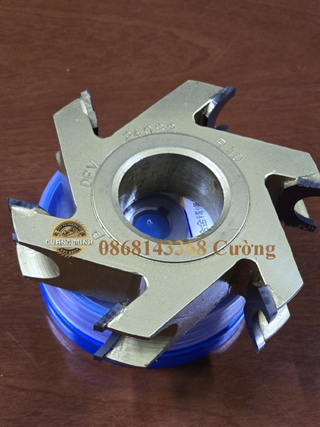 Dao Tubi R10