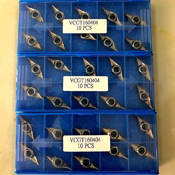 Chip dao tiện CNC