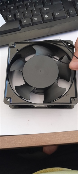 https://cdn2-retail-images.kiotviet.vn/vattutinquang/8045b610463049e78db3c2aeecc23397.jpg