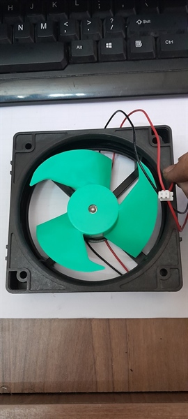 Quạt tủ lạnh 14V 2 dây (11,5x11,5) cánh xanh