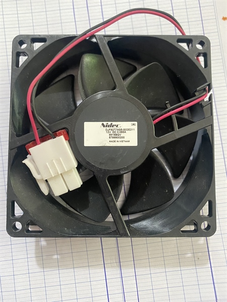 Quạt tủ lạnh Nidec nhựa 9x9 12V 2 dây (dùng chung máy nước uống nóng lạnh)