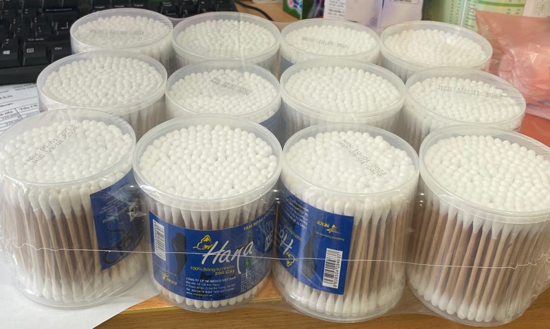 Tăm bông Hana hộp tròn gỗ - BT0005 (Cọc 12 Hộp x 200 cây) - Imexco