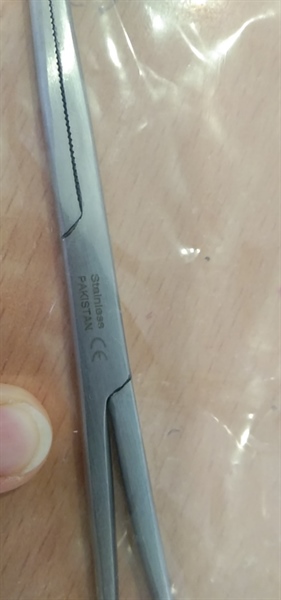 Panh thẳng có mấu 18cm - Stainless/Pakistan