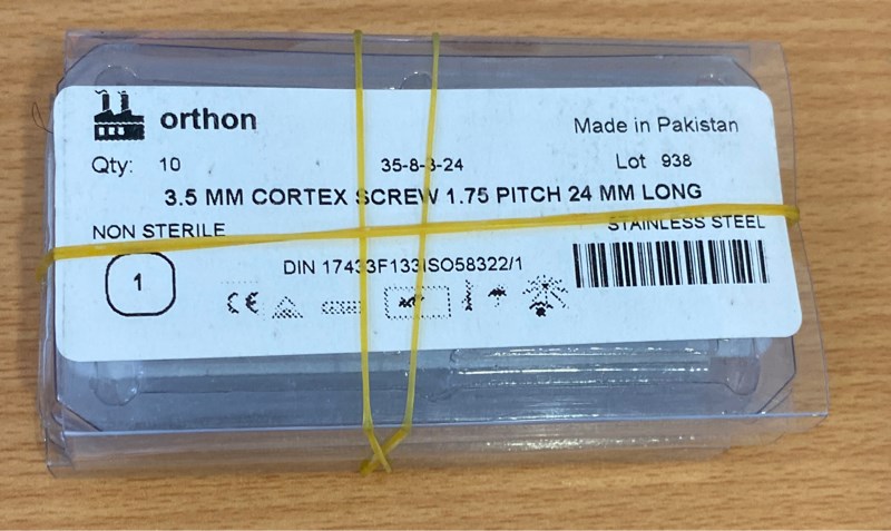 Vít xương cứng 3,5mm dài 24mm - Pakistan