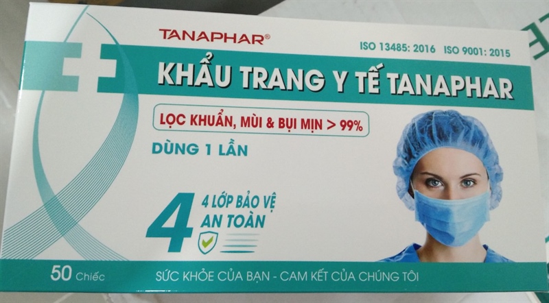 Khẩu trang y tế Tanaphar 4 lớp màu trắng (Hộp 50 cái)
