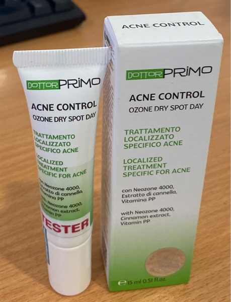 Kem giảm mụn dùng ban ngày (Acne Control Ozone Dry Spot Day) 15ml - Italy