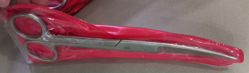 Kéo cong nhọn 18cm - Goldtier/Pakistan