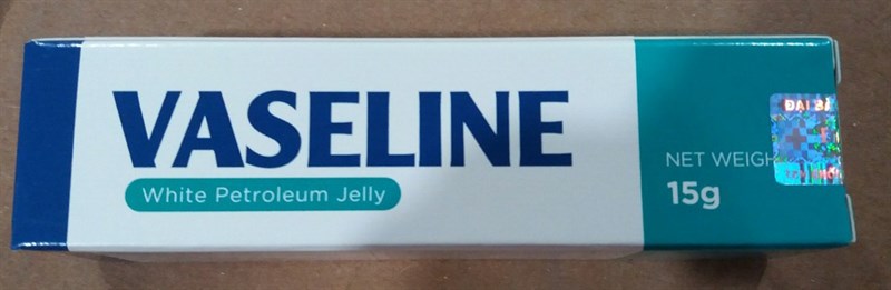 Kem dưỡng ẩm Vaseline 15 - Đại Bắc