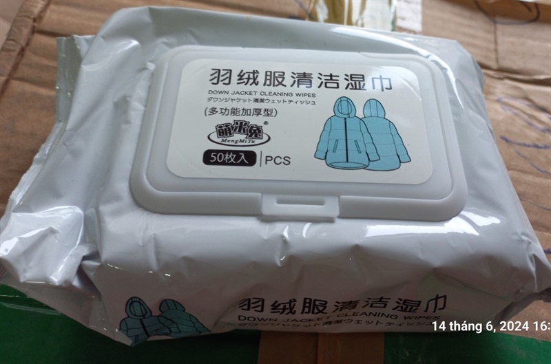 Giấy ướt lau áo (Gói 50 tờ)