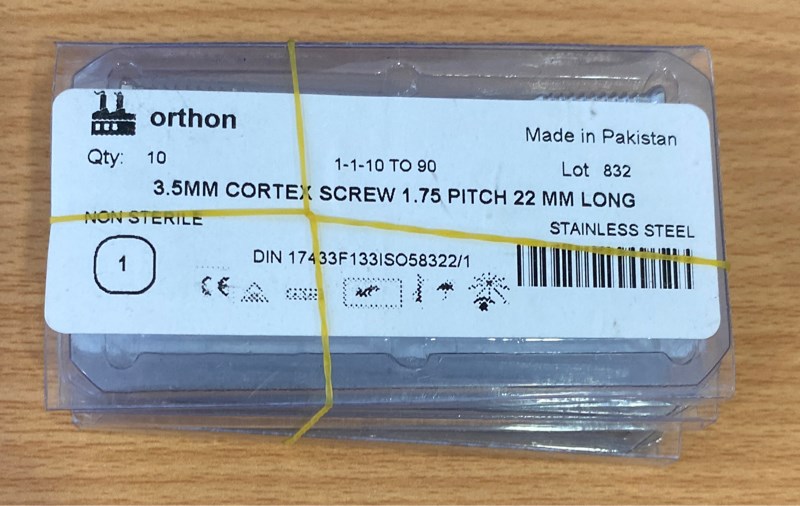 Vít xương cứng 3,5mm dài 22mm - Pakistan