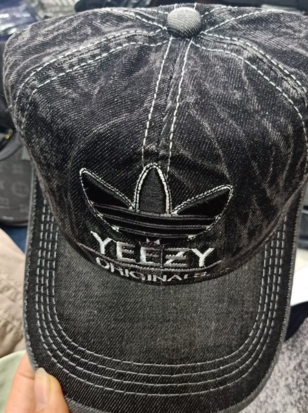 Mũ lưỡi trai bò mài