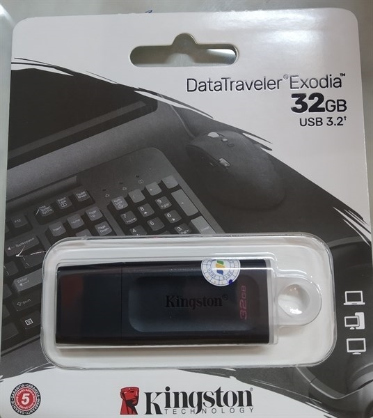 USB 32GB Kingston 2.0 (vỏ nhựa)