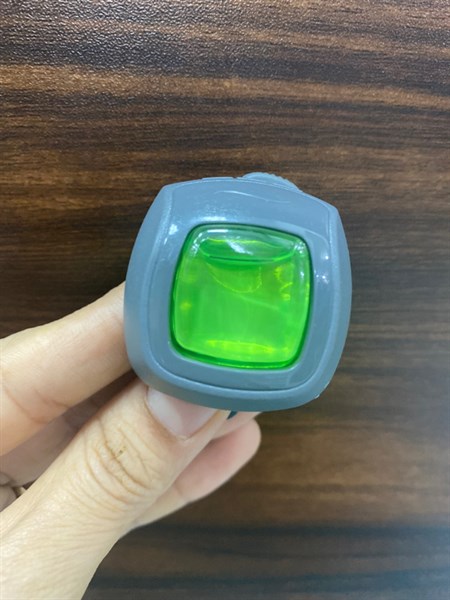 Nước hoa xe hơi gài cửa gió - VỈ 5 CÁI 300k