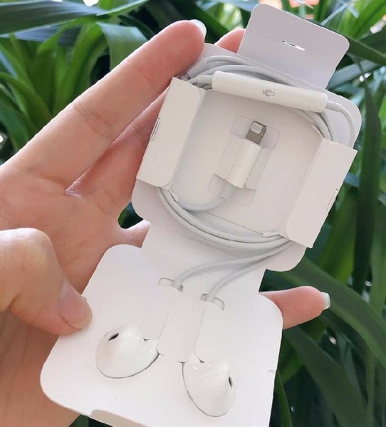 TAI NGHE IPHONE ZIN ( BH 3th )