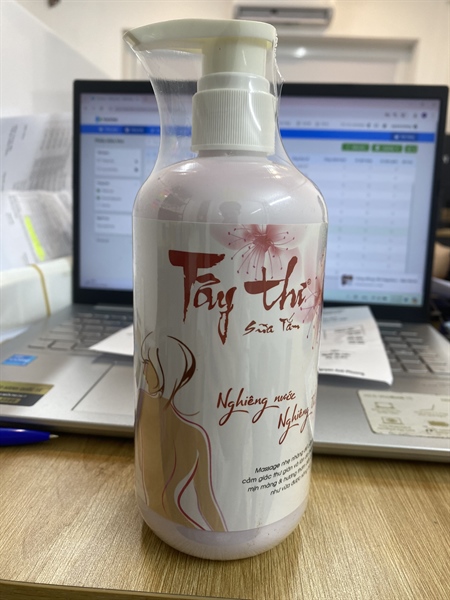 Sữa tắm tây thi - nghiêng nước nghiêng thành. 500ml