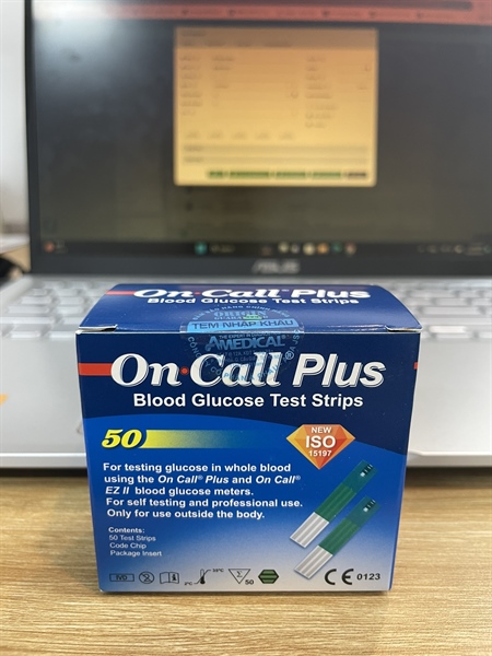 Que thử đường huyết On Call Plus Hộp 2 lọ x 25 que